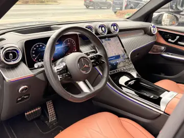 MERCEDES-BENZ GLC 300 de 4Matic 9G-TRONIC AMG Line Advanced