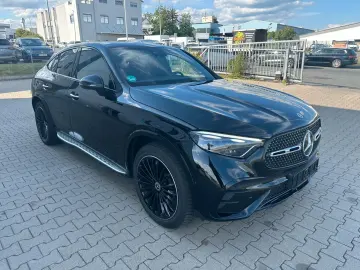 MERCEDES-BENZ Coupe GLC 220d 4M AMG LINE Pano Burmester