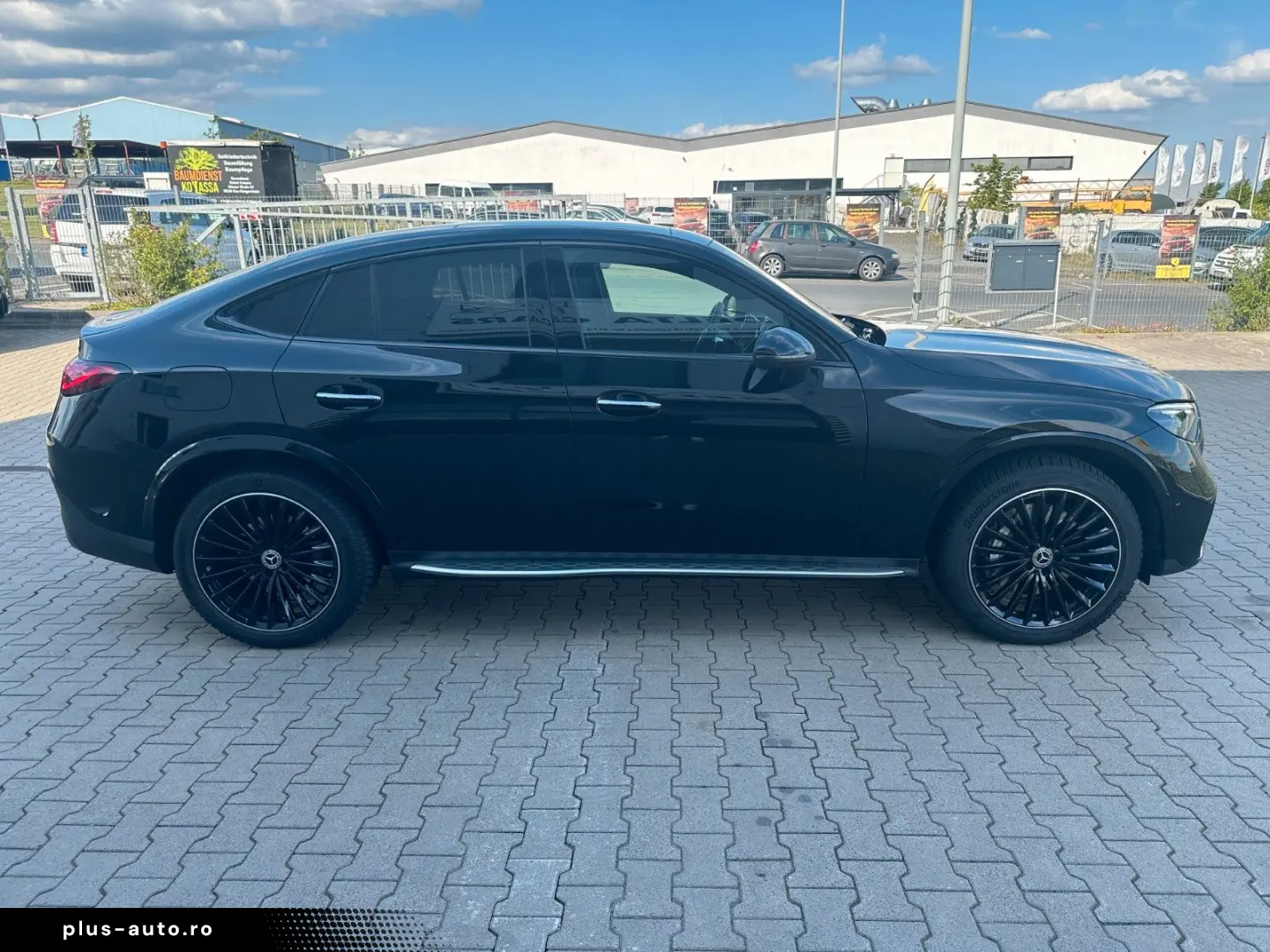 MERCEDES-BENZ Coupe GLC 220d 4M AMG LINE Pano Burmester