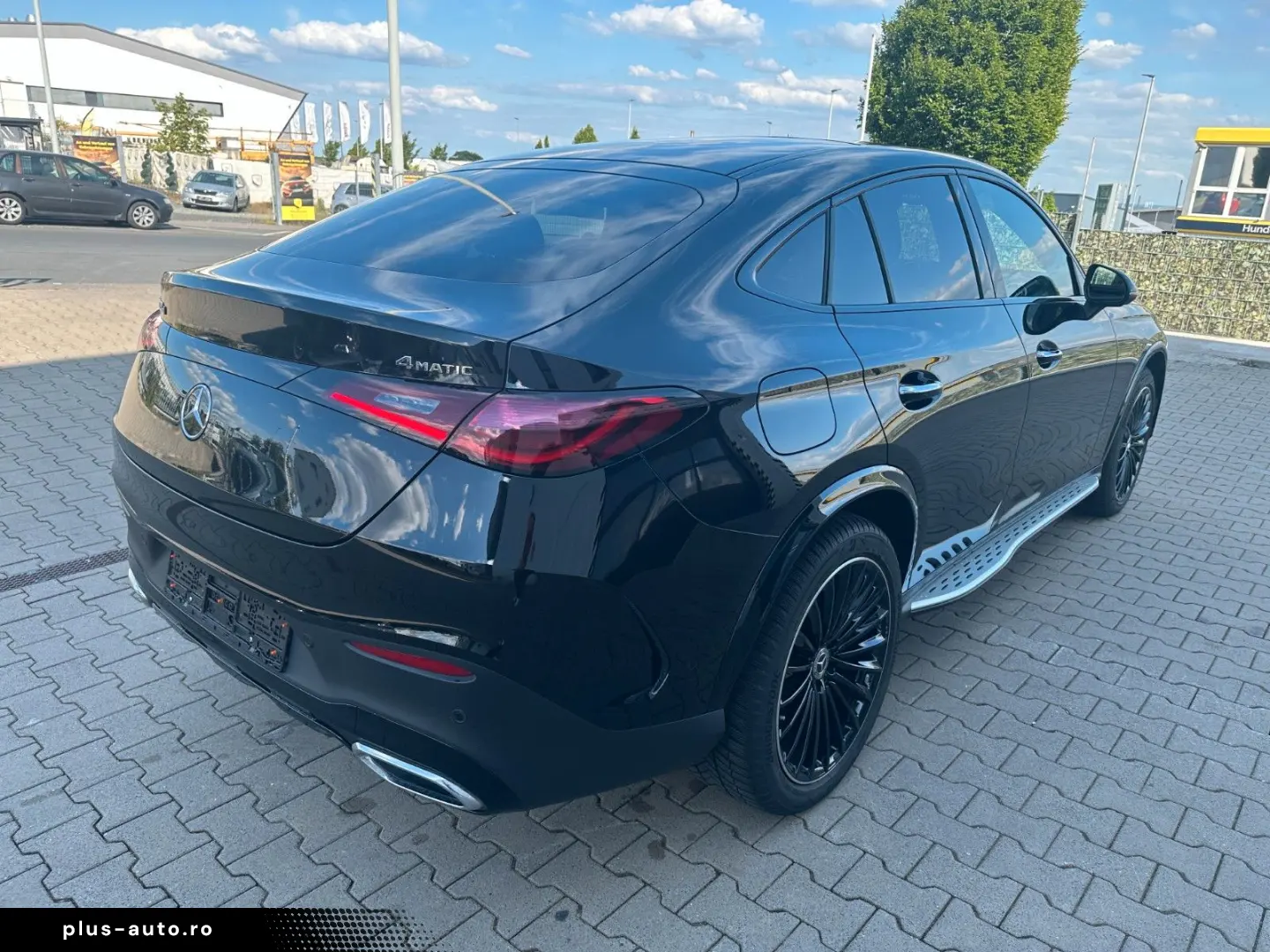 MERCEDES-BENZ Coupe GLC 220d 4M AMG LINE Pano Burmester