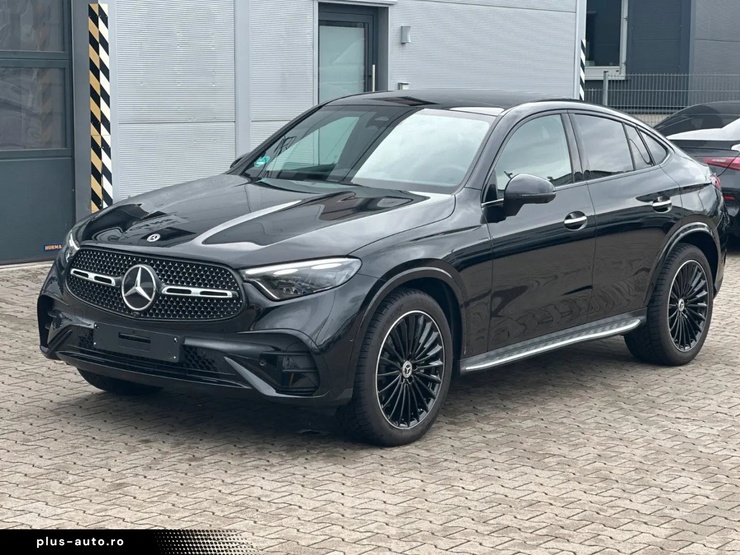 MERCEDES-BENZ GLC 300 d 4M Coupe  AMG Line Pano Burm&hellip;