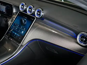 MERCEDES-BENZ GLC 220d 4M COUPÉ PPF TOW 360 55.661€ NETTO