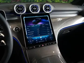 MERCEDES-BENZ GLC 220d 4M COUPÉ PPF TOW 360 55.661€ NETTO