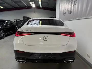 MERCEDES-BENZ GLC 300 d Coupe 4M AMG BURM. PANO MEMORY NIGHT