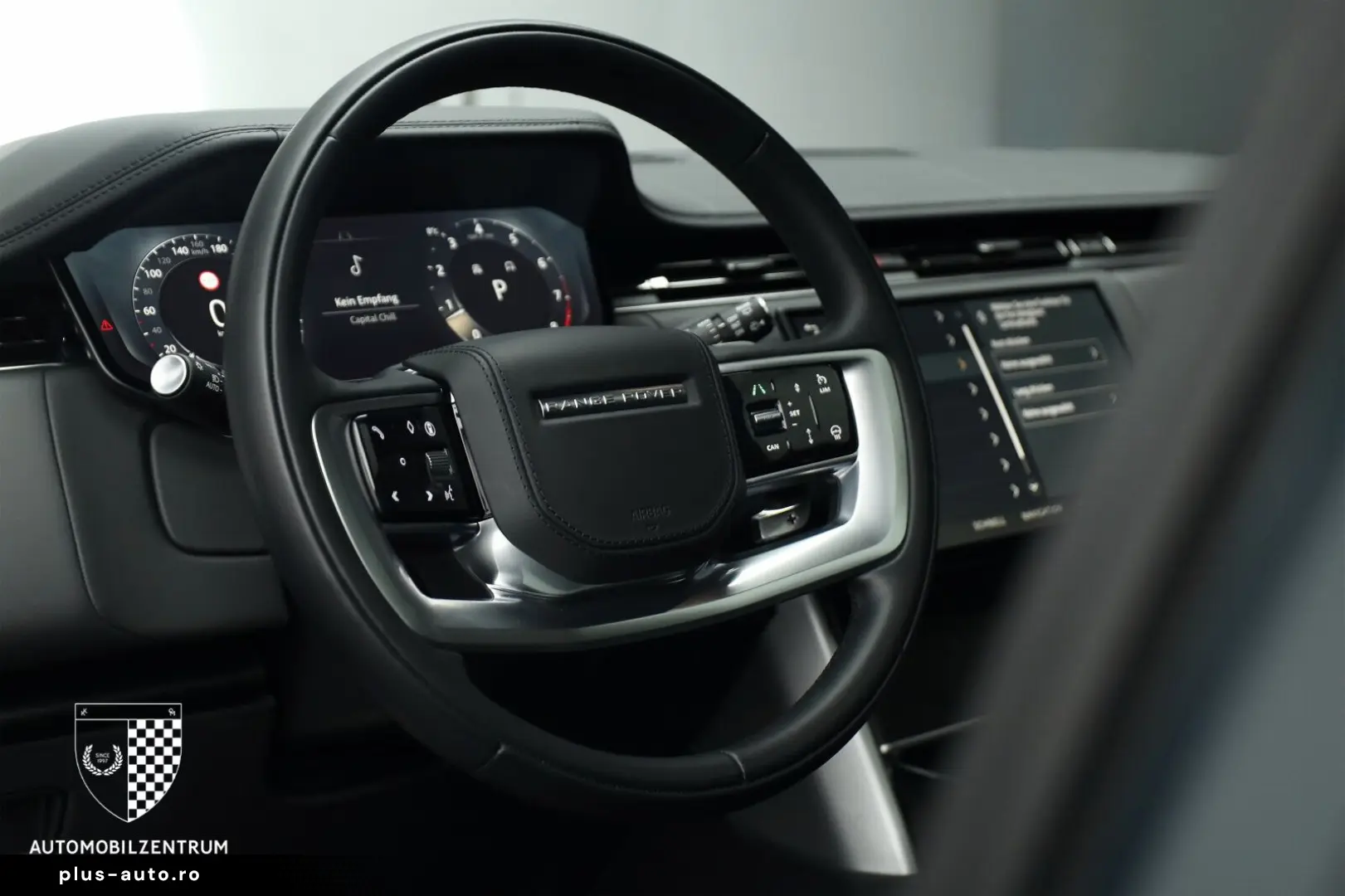 LAND ROVER Range Rover P615 SV Sonderlack FondEntertainment