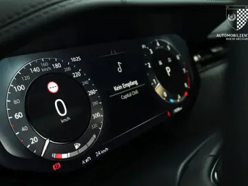 LAND ROVER Range Rover P615 SV Sonderlack FondEntertainment