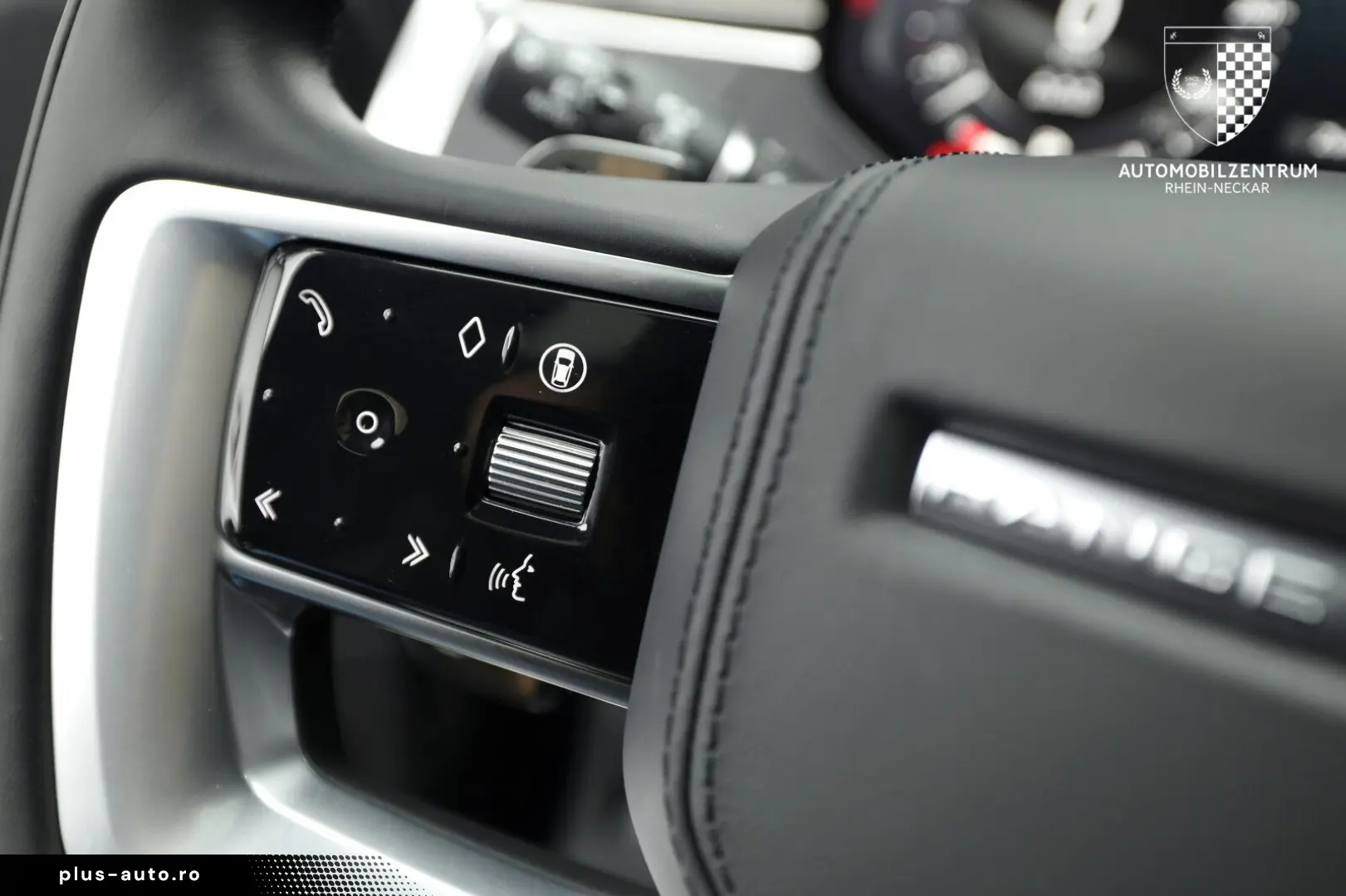 LAND ROVER Range Rover P615 SV Sonderlack FondEntertainment