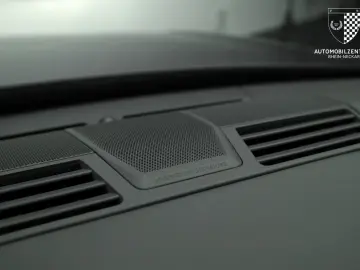 LAND ROVER Range Rover P615 SV Sonderlack FondEntertainment