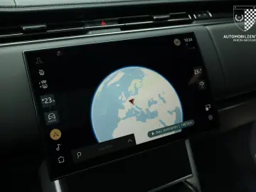 LAND ROVER Range Rover P615 SV Sonderlack FondEntertainment