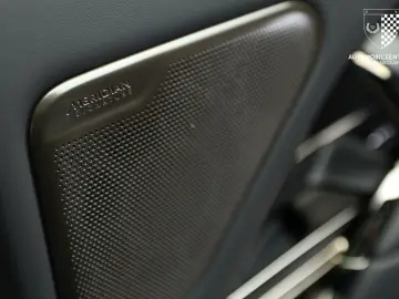 LAND ROVER Range Rover P615 SV Sonderlack FondEntertainment