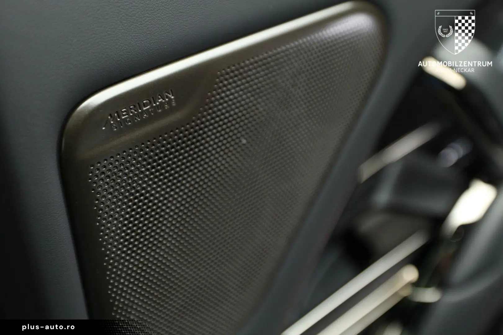 LAND ROVER Range Rover P615 SV Sonderlack FondEntertainment