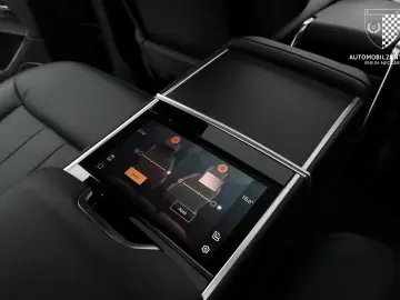 LAND ROVER Range Rover P615 SV Sonderlack FondEntertainment