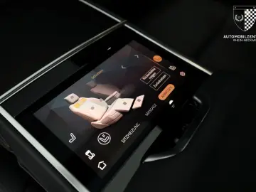 LAND ROVER Range Rover P615 SV Sonderlack FondEntertainment