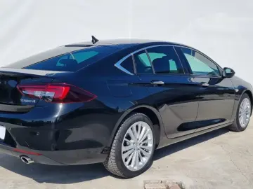 Opel Insignia Grand Sport 2.0 Turbo