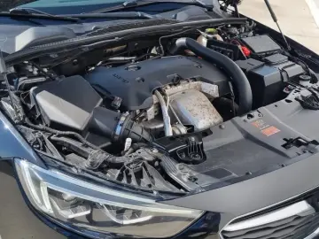 Opel Insignia Grand Sport 2.0 Turbo