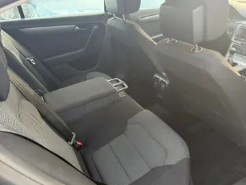 Volkswagen Passat 1.6 TDI Comfortline BlueMotion