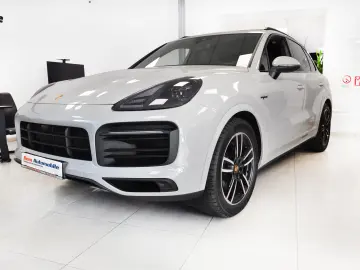 PREDARE LEASING PORSCHE CAYENNE E-HYBRID 462CP PLATINUM