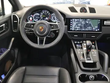 PREDARE LEASING PORSCHE CAYENNE E-HYBRID 462CP PLATINUM