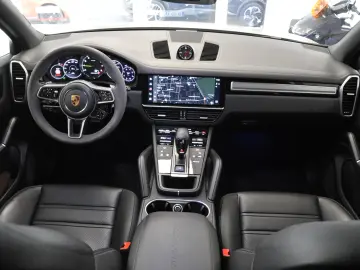 PREDARE LEASING PORSCHE CAYENNE E-HYBRID 462CP PLATINUM