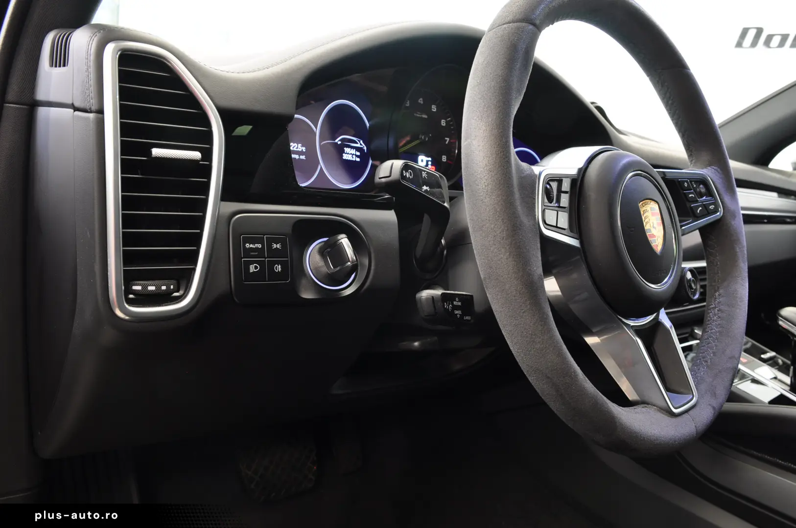 PREDARE LEASING PORSCHE CAYENNE E-HYBRID 462CP PLATINUM