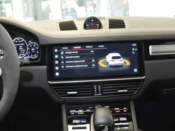 PREDARE LEASING PORSCHE CAYENNE E-HYBRID 462CP PLATINUM