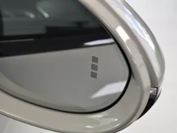 PREDARE LEASING PORSCHE CAYENNE E-HYBRID 462CP PLATINUM