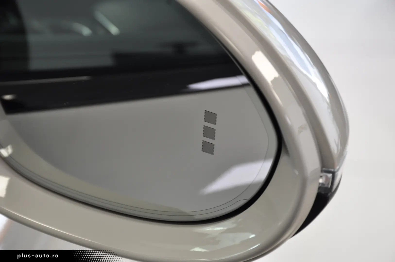 PREDARE LEASING PORSCHE CAYENNE E-HYBRID 462CP PLATINUM