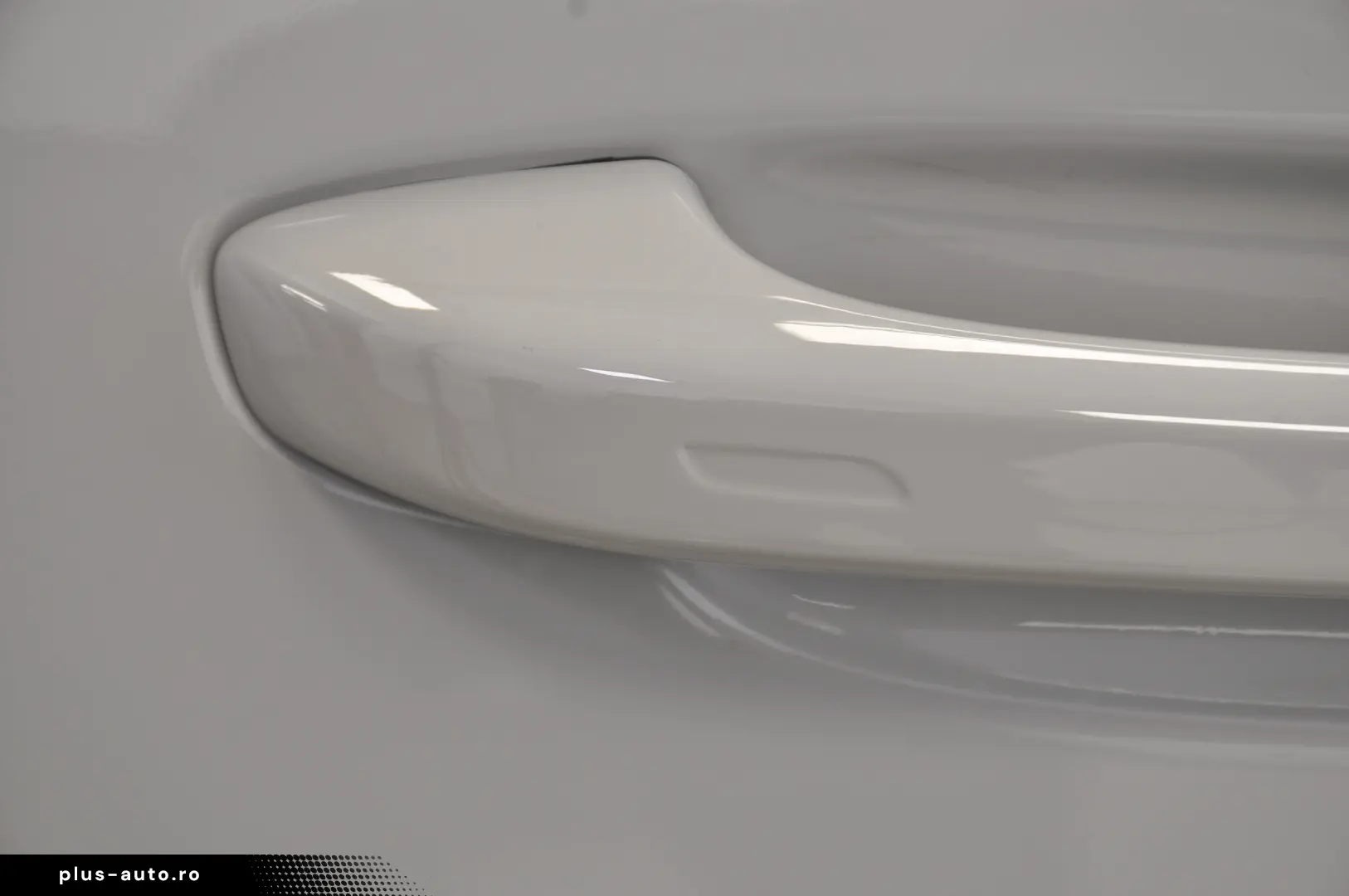 PREDARE LEASING PORSCHE CAYENNE E-HYBRID 462CP PLATINUM