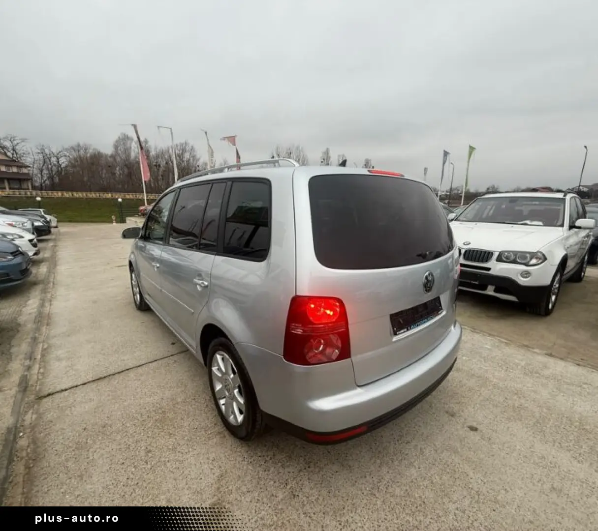 Volkswagen Touran 1.6 United 7 LOCURI