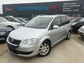 Volkswagen Touran 1.6 United 7 LOCURI