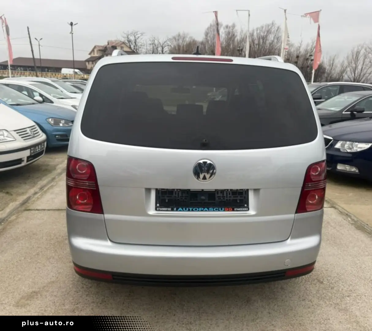 Volkswagen Touran 1.6 United 7 LOCURI