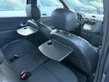 Dacia Lodgy 1.5 dCi Diesel Stepway Celebration 7 LOCURI