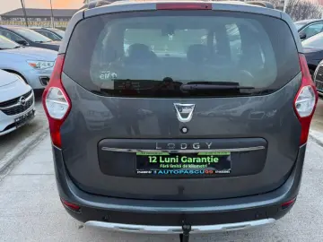 Dacia Lodgy 1.5 dCi Diesel Stepway Celebration 7 LOCURI