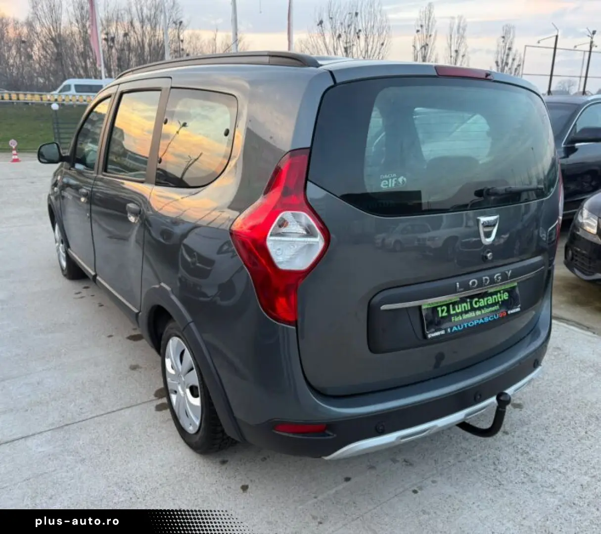 Dacia Lodgy 1.5 dCi Diesel Stepway Celebration 7 LOCURI