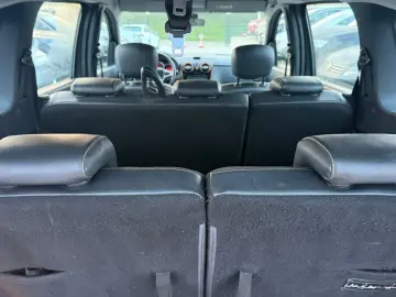 Dacia Lodgy 1.5 dCi Diesel Stepway Celebration 7 LOCURI