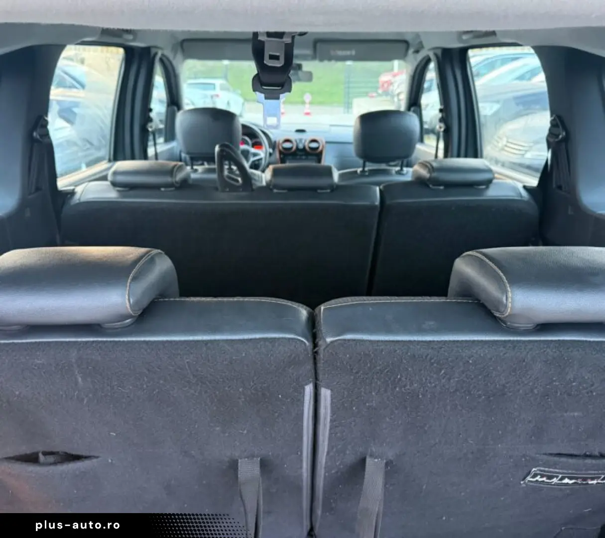 Dacia Lodgy 1.5 dCi Diesel Stepway Celebration 7 LOCURI