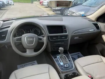 Audi Q5 2.0 TDI quattro