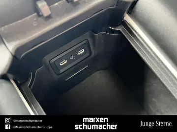 MERCEDES-BENZ GLC 300 de 4M AMG Pano Night Burm3D 36&hellip;