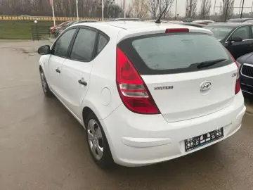 Hyundai i30 1.4 FIFA WM Edition