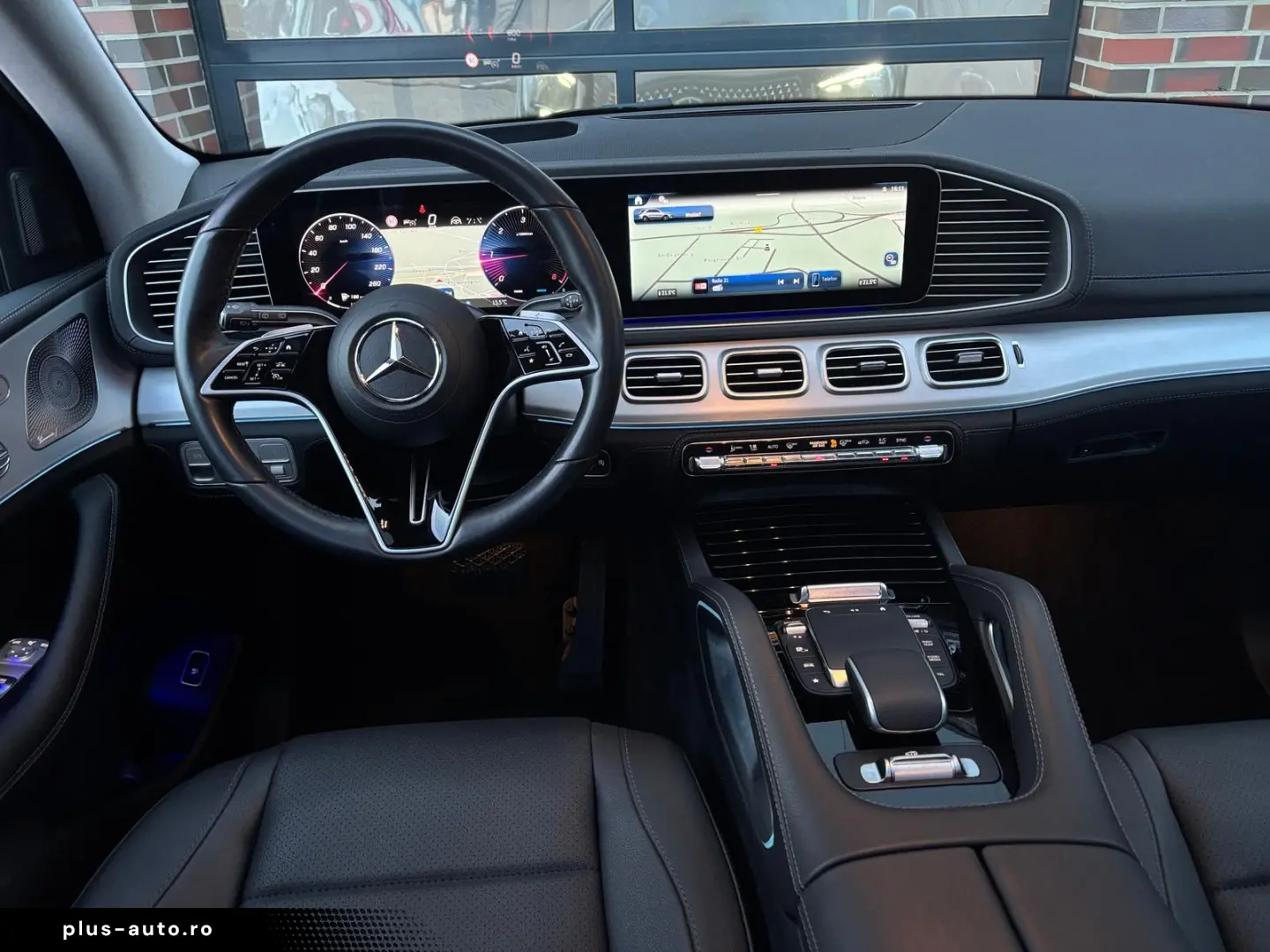 MERCEDES-BENZ GLE 450 d AMG HUD Distronic Night AHK &hellip;