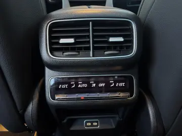 MERCEDES-BENZ GLE 450 d AMG HUD Distronic Night AHK &hellip;