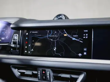 PORSCHE Cayenne E-Hybrid Coupé Luftfederung AHK BOSE