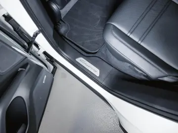 PORSCHE Cayenne E-Hybrid Coupé Luftfederung AHK BOSE