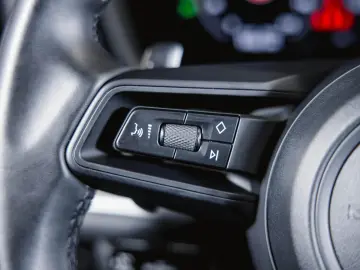 PORSCHE Cayenne E-Hybrid Coupé Luftfederung AHK BOSE