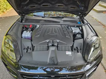 PORSCHE Cayenne S 4 0Ltr.-349kW V8Turbo 360 KAM PANO LED