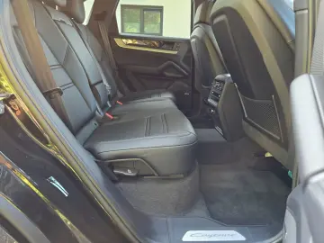 PORSCHE Cayenne S 4 0Ltr.-349kW V8Turbo 360 KAM PANO LED