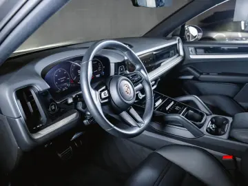 PORSCHE Cayenne S E-Hybrid Coupé Sport Design Paket