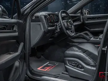 PORSCHE Cayenne E-Hyb Coupé 2024 SportDesign 22  Pano HD