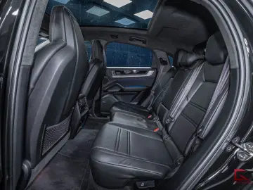 PORSCHE Cayenne E-Hyb Coupé 2024 SportDesign 22  Pano HD