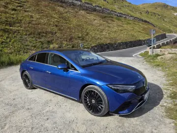 Mercedes-Benz EQE